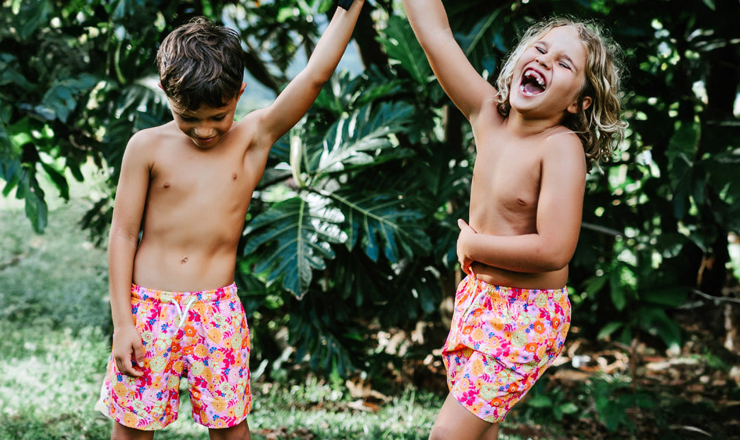 Boys' swim trunks without mesh lining