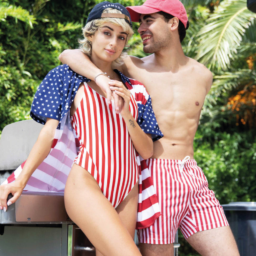 Matching couple: Honeymoon matching swimwear ideas.